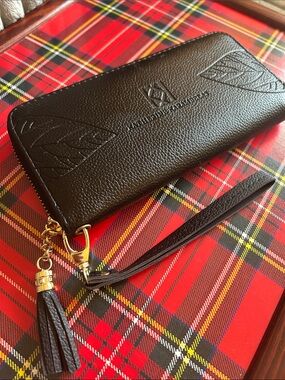 Katherine Karambelas Wallet Wristlet Black Pebbled Vegan Leather Zip-Around NWOT